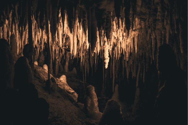 Al Hoota Cave